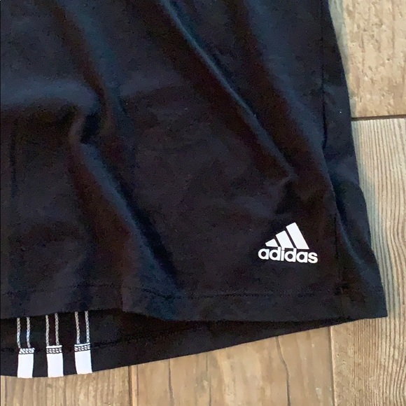 adidas tee - Picture 2 of 4